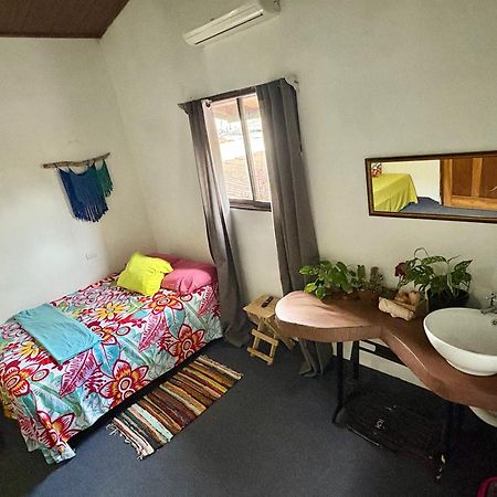 Cheap Hostel Quepos Kültér fotó