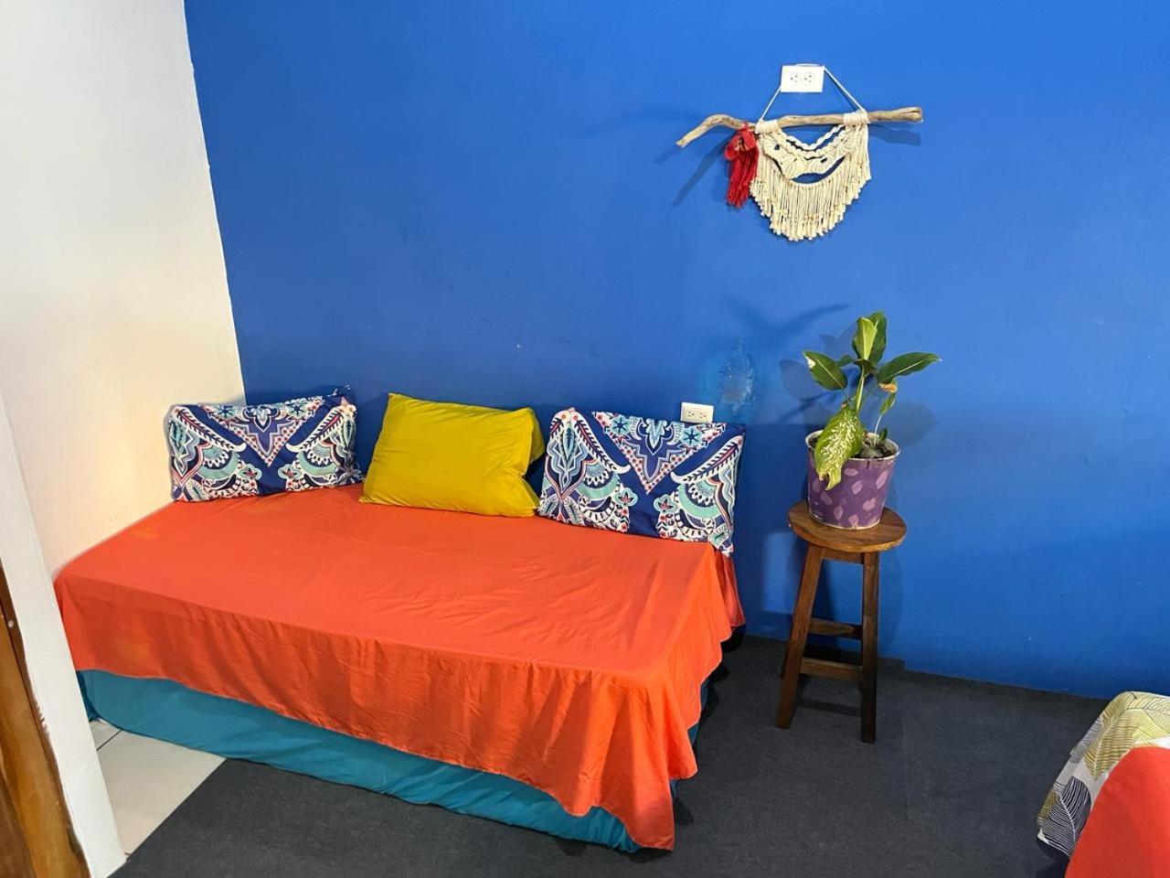 Cheap Hostel Quepos Kültér fotó