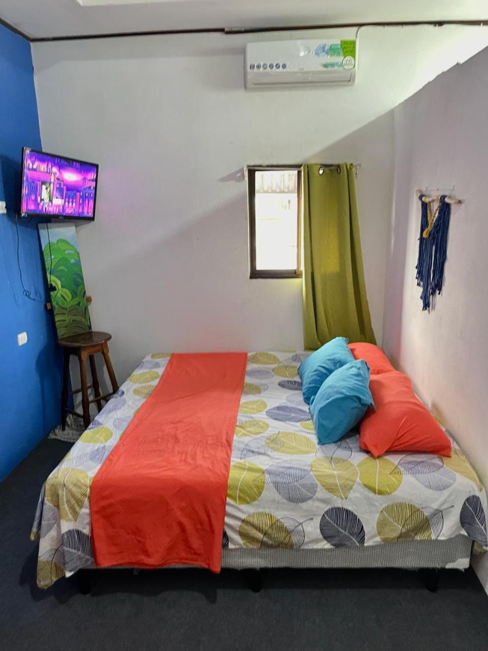 Cheap Hostel Quepos Kültér fotó
