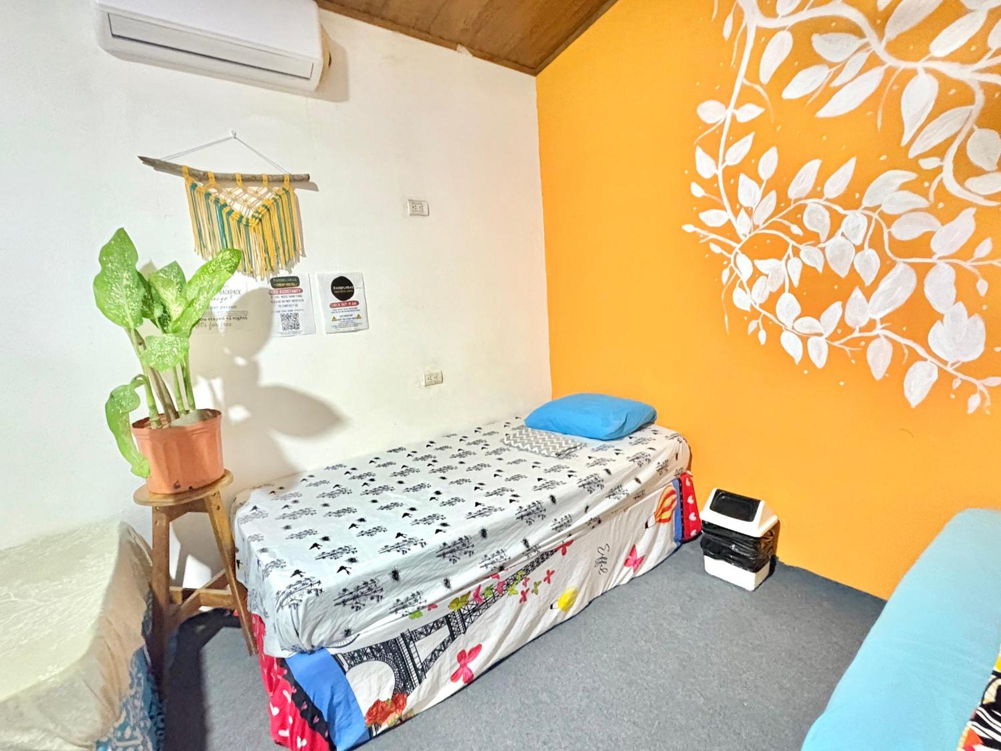 Cheap Hostel Quepos Kültér fotó